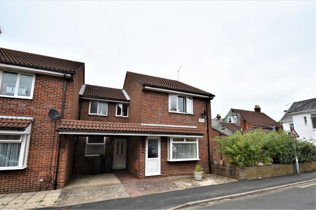 2 bed flat for sale in Jubilee Road, Waterlooville PO7 Zoopla