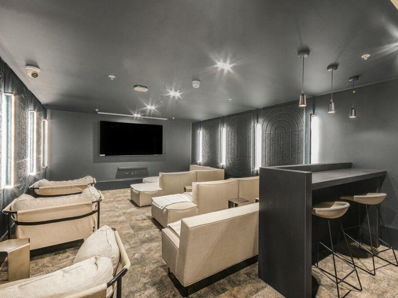 1 bed flat to rent in Verdo, Capital Interchange Way, Kew Bridge, London TW8, £2,190 pcm Zoopla