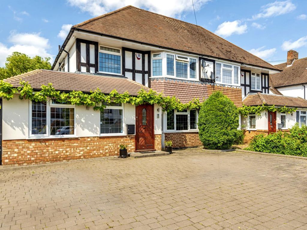 4 bed semidetached house for sale in Tudor Way, Uxbridge UB10 Zoopla