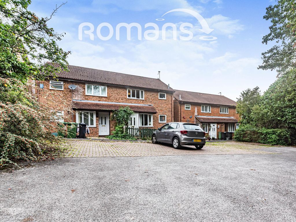 1 bed terraced house to rent in Matilda Drive, Basingstoke RG22, £875