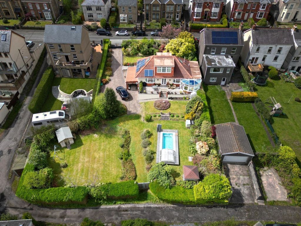 5 bed detached bungalow for sale in Clare Road, Ystalyfera, Swansea SA9