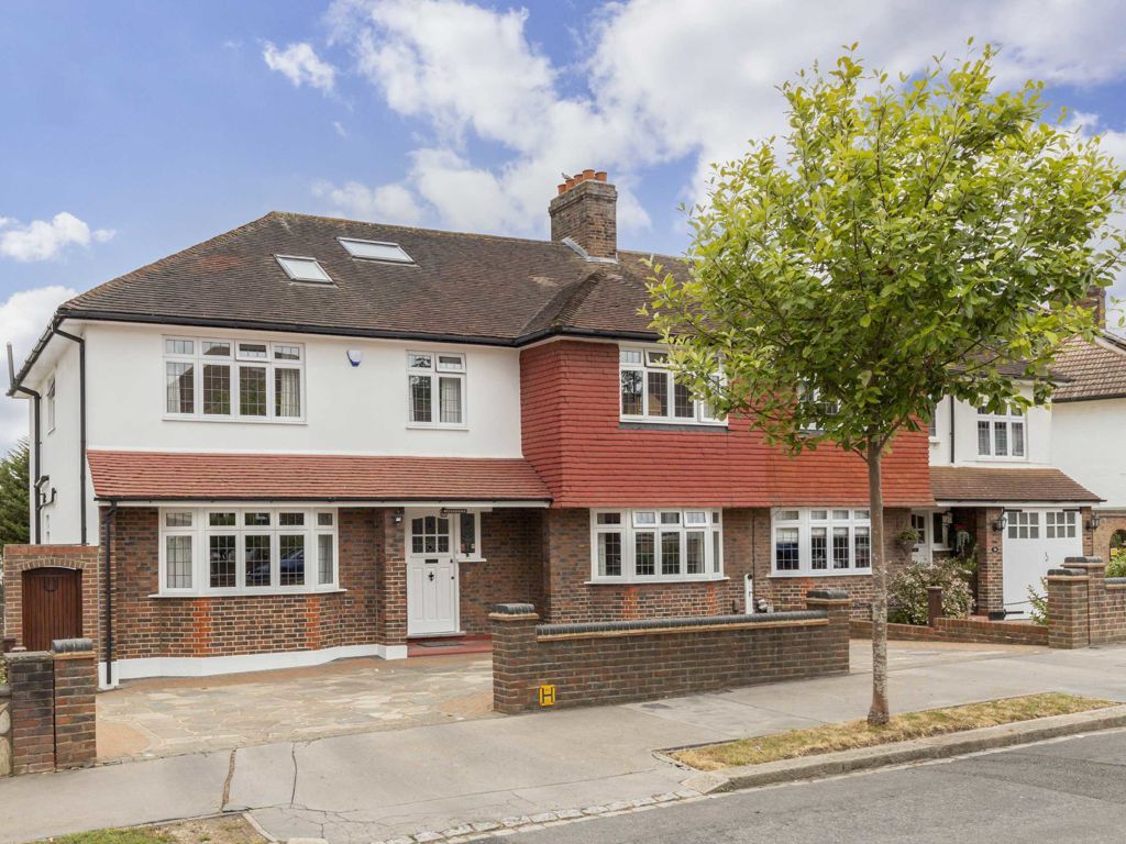 7 bed semidetached house for sale in Hillcote Avenue, London SW16, £