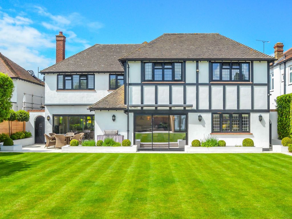 5 bed detached house for sale in Thorpe Hall Avenue, SouthendOnSea