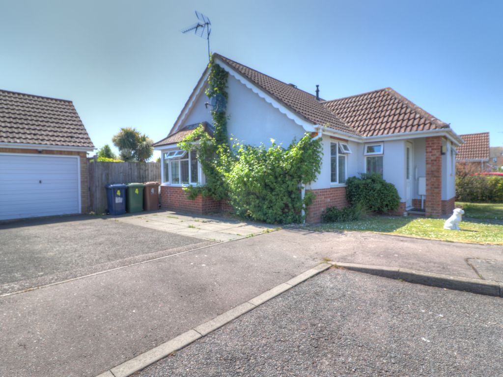 2 bed detached bungalow for sale in Rigg Close, South Brink, Wisbech