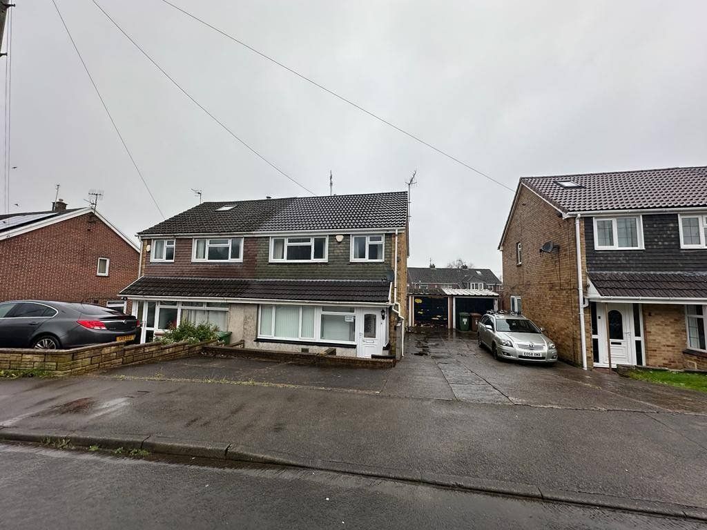 3 bed semidetached house for sale in Summerfield Lane, Machen