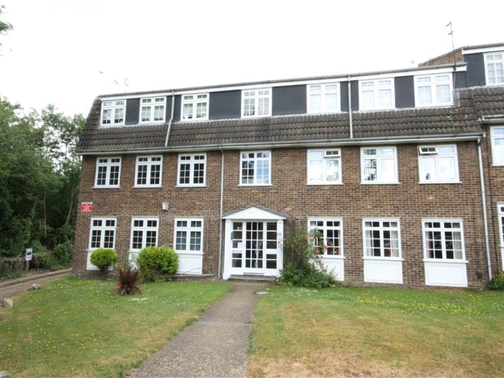 2 bed flat for sale in West Bank, Enfield EN2, £340,000 Zoopla
