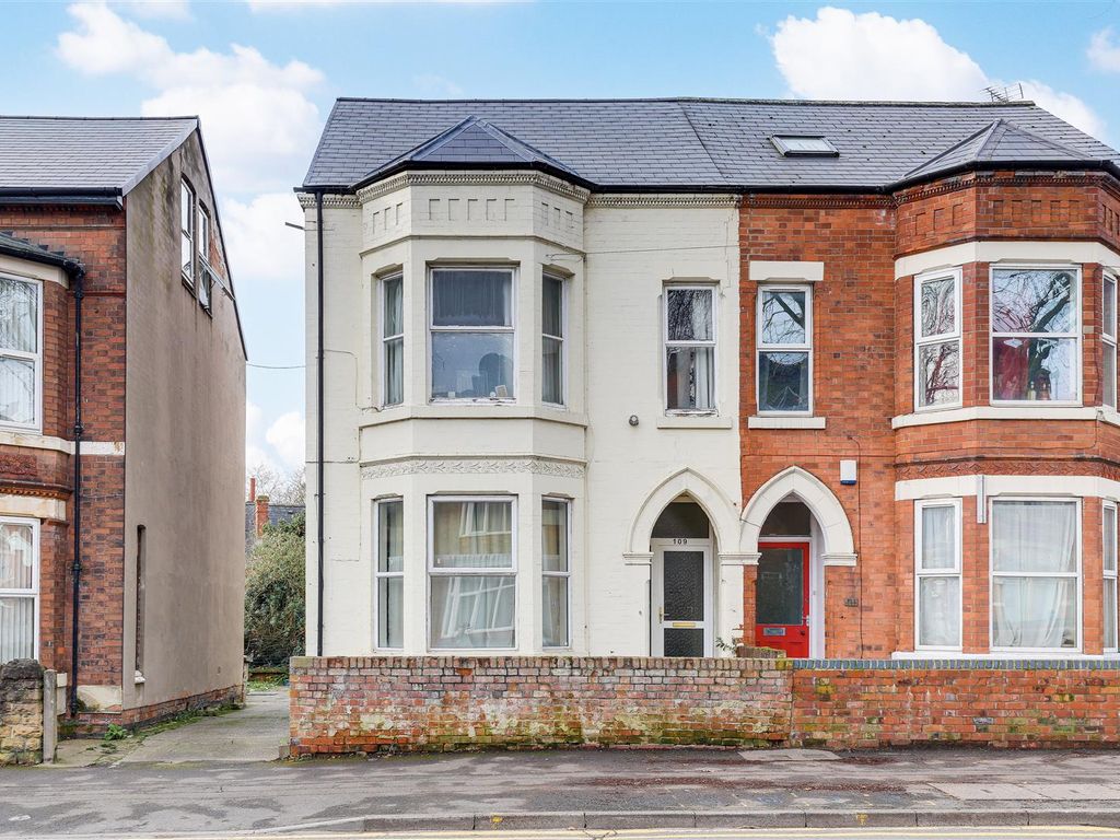 5 bed semidetached house for sale in Lenton Boulevard, Lenton