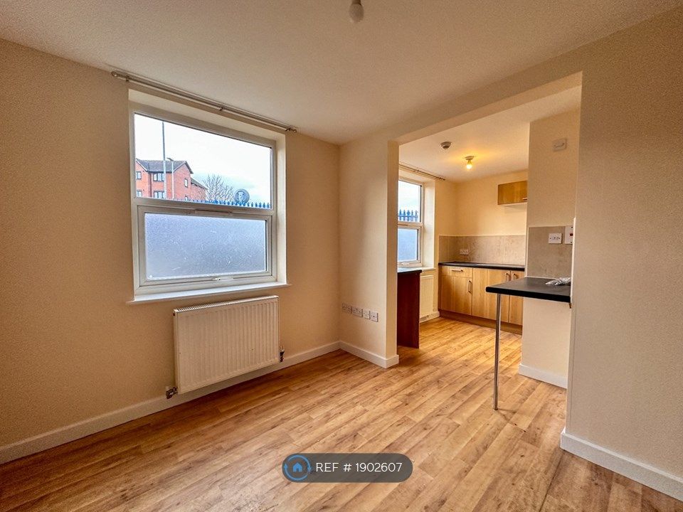 Room to rent in Liverpool Road, StokeOnTrent ST4, £425 pcm Zoopla