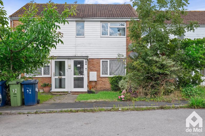 2 bed for sale in Two Hedges Road, Cleeve