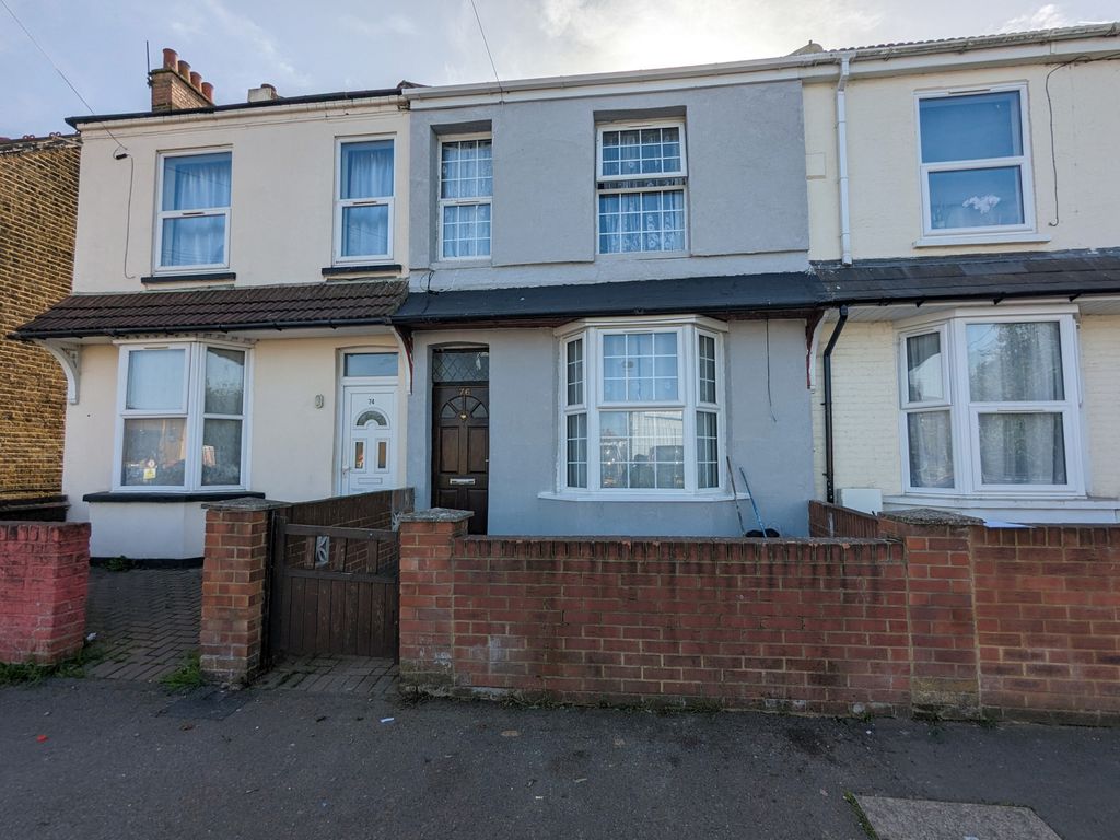 3 bed terraced house for sale in Clayton Road, Hayes, Greater London