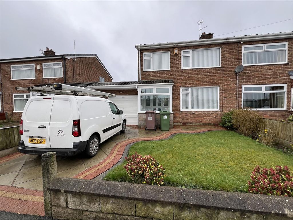 3 bed semidetached house for sale in Chester Lane, Sutton Manor, St