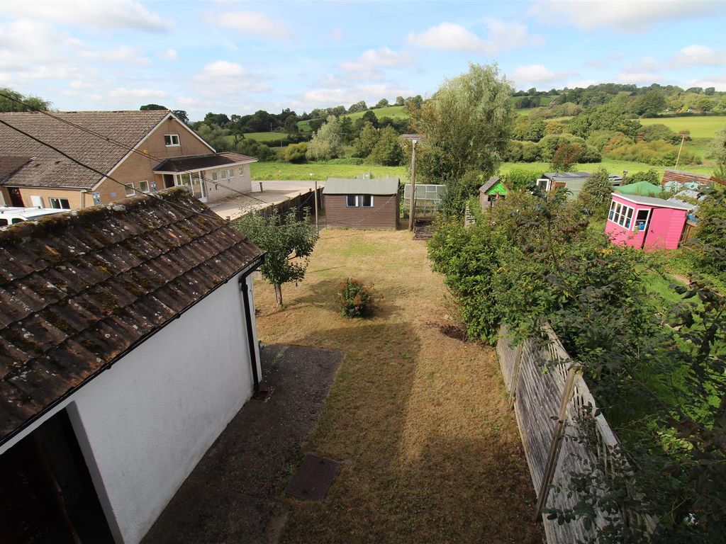 3 bed property for sale in Clapton, Crewkerne TA18, £240,000 Zoopla