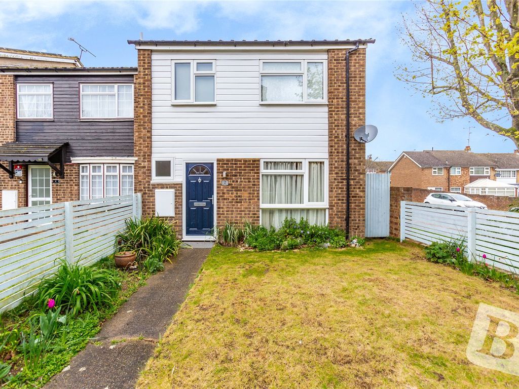 4 bed end terrace house for sale in Ifield Way, Gravesend, Kent DA12, £