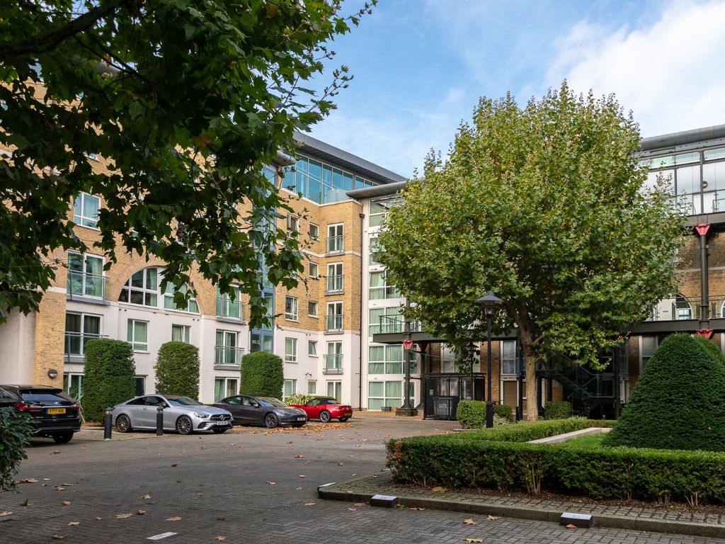 Hopton Road, Woolwich SE18