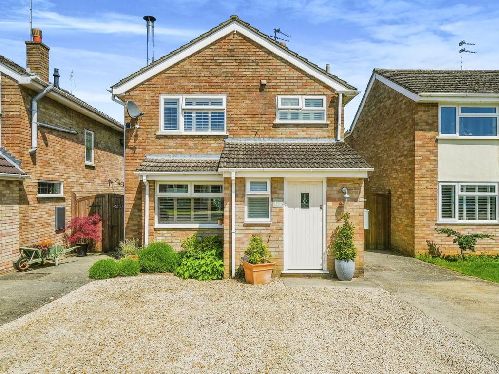 3 bed detached house for sale in Millwood Vale, Long Hanborough OX29