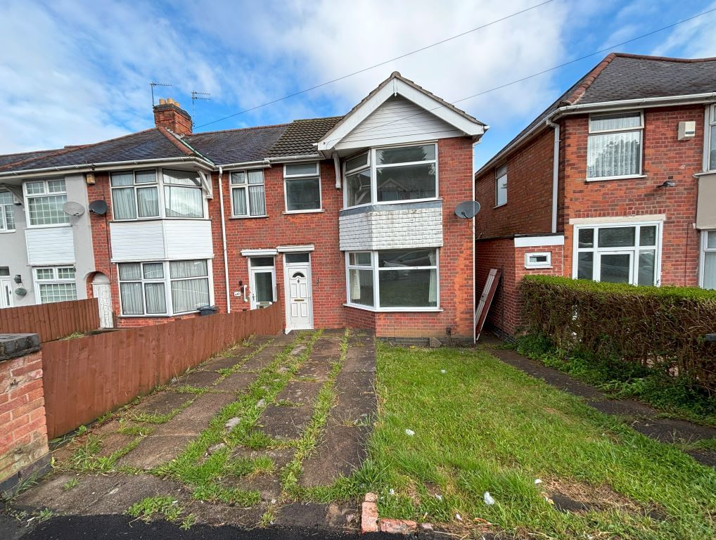 3 bed semidetached house for sale in 444 St Saviours Road, North