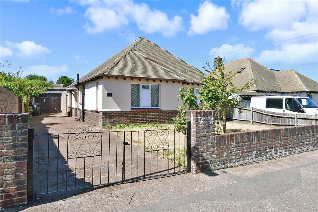 2 bed detached bungalow for sale in Barnes Avenue, Westbrook, Margate