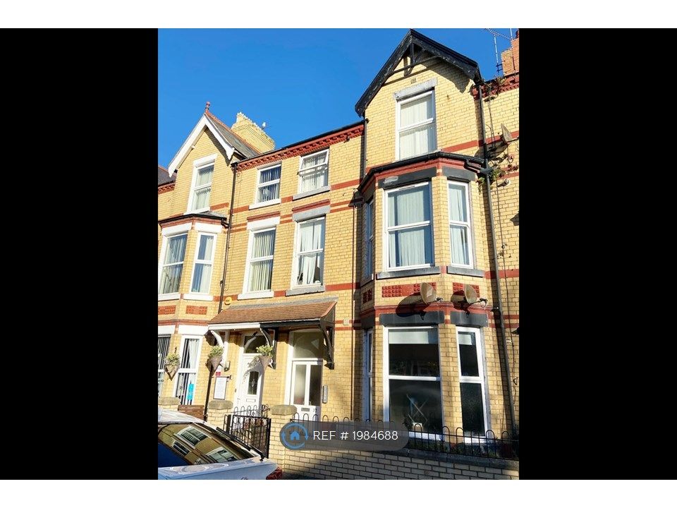 1 bed flat to rent in River Street, Rhyl LL18, £595 pcm Zoopla