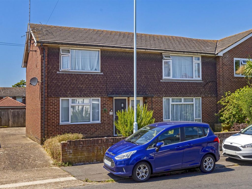2 bed flat for sale in Stone Lane, Worthing BN13, £250,000 Zoopla