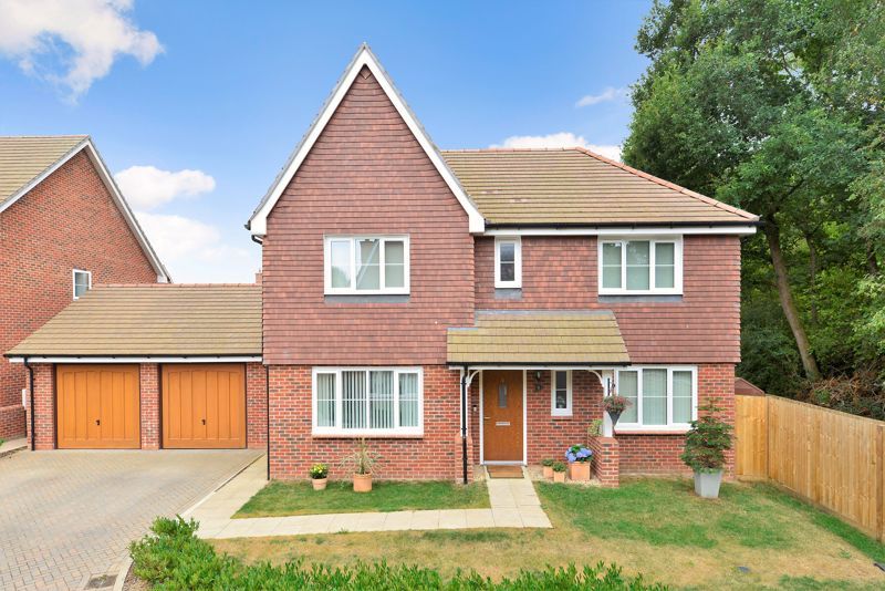 4 bed detached house for sale in Sandhill Lane, Cranleigh GU6 Zoopla
