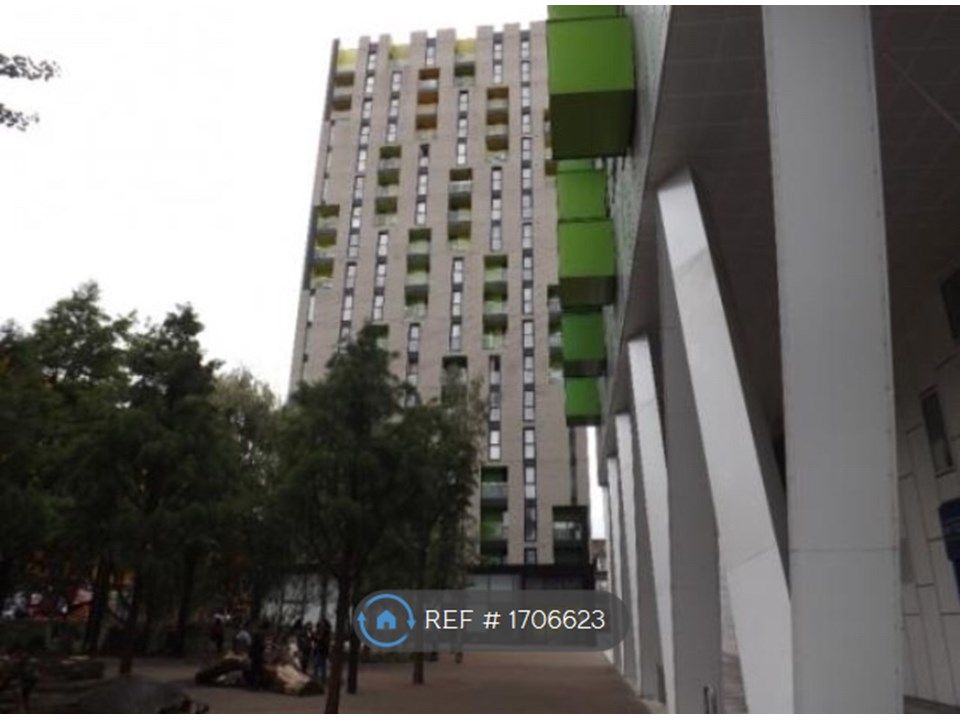 2 bed flat to rent in Arboretum Place, Barking And Dagenham, Barking