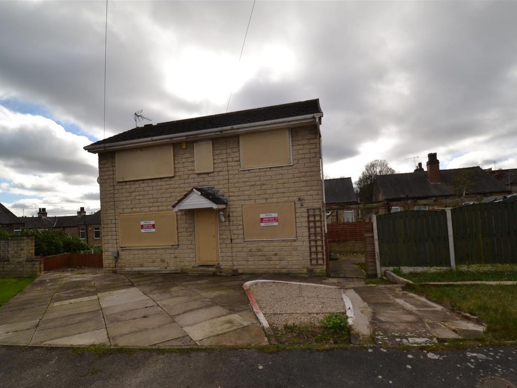 3 bed detached house for sale in Summerbridge Close, Carlinghow, Batley