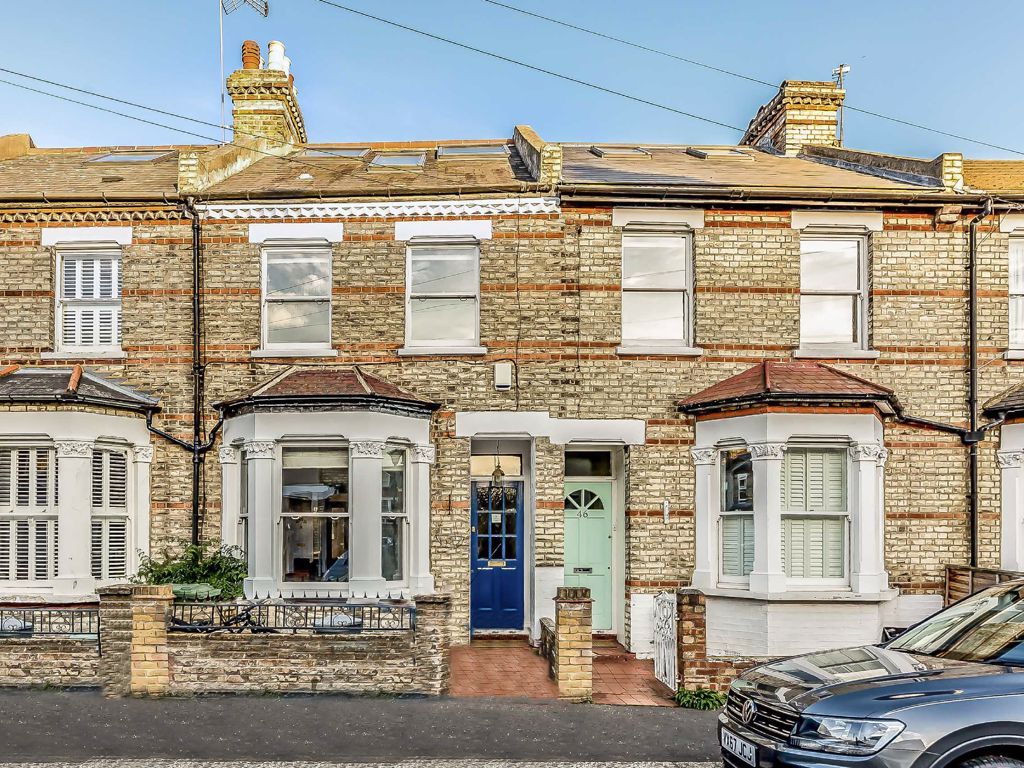 4 bed terraced house to rent in Newry Road, St Margarets, Twickenham