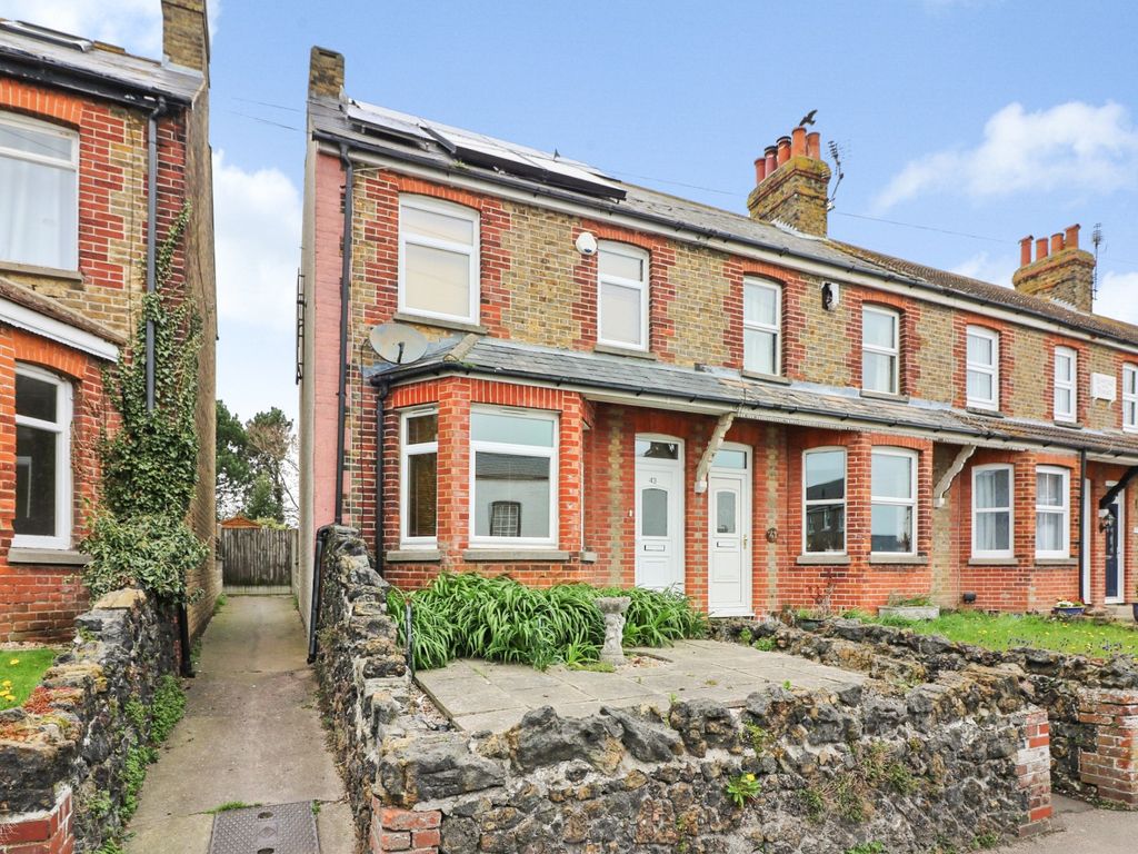 2 bed end terrace house for sale in Dover Road, Sandwich CT13 Zoopla