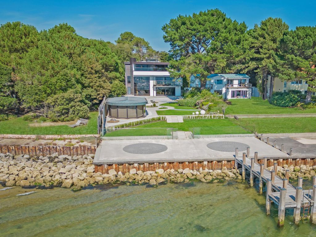 6 bed detached house for sale in Panorama Road, Poole, Dorset BH13, £