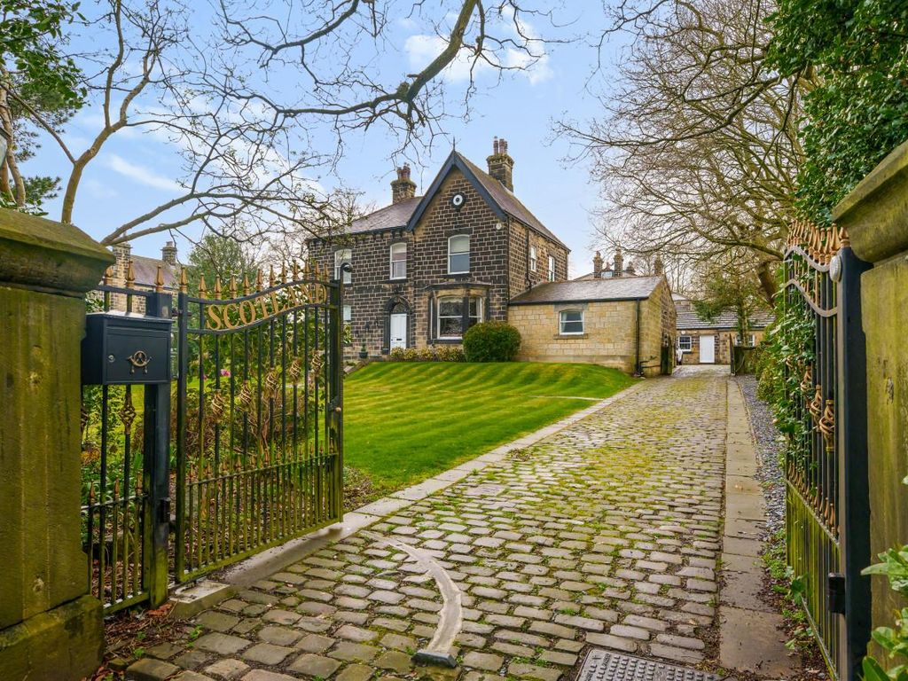 5 bed detached house for sale in Scotland Lane, Horsforth, Leeds LS18 Zoopla