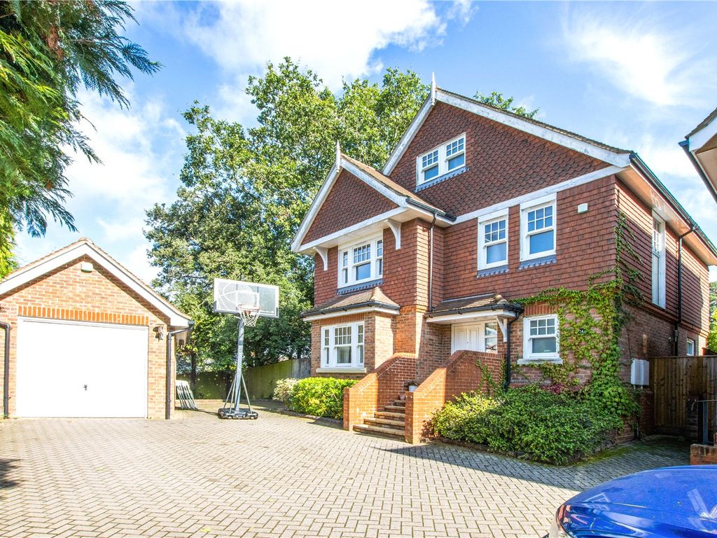 4 bed detached house for sale in St. Road, Sevenoaks, Kent TN13