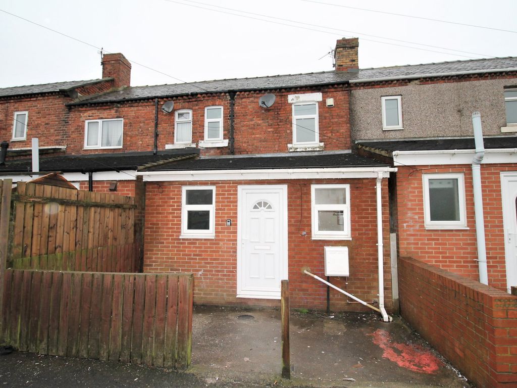 2 bed terraced house to rent in Railway Terrace North, New Herrington