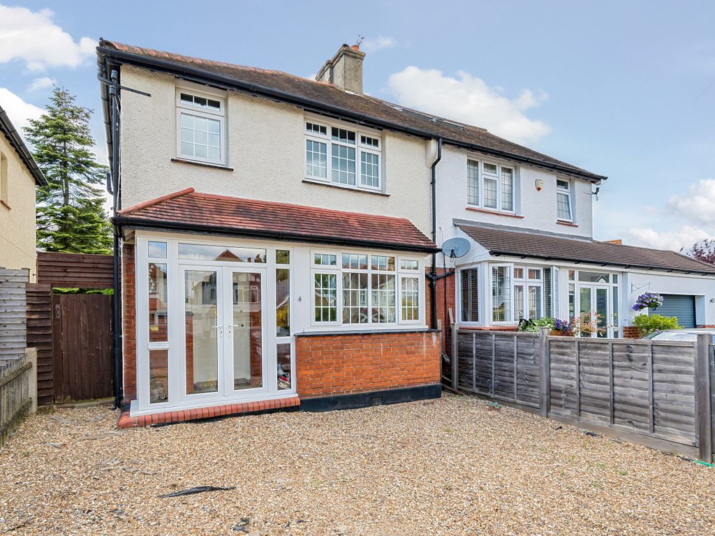 3 bed semidetached house for sale in Windborough Road, Carshalton SM5
