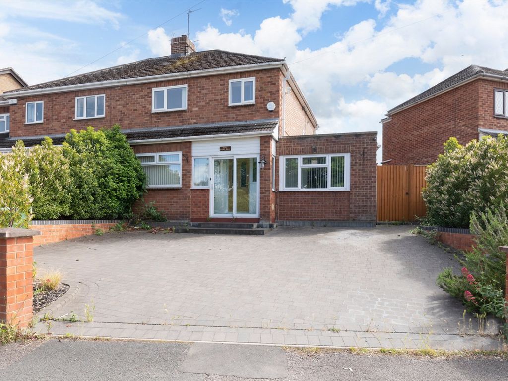3 bed semidetached house for sale in Harp Hill, Charlton Kings