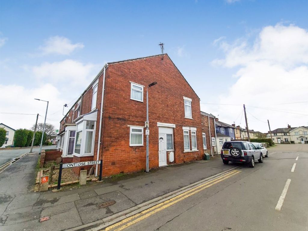 64 amp 64A Cottage Beck Road, Scunthorpe, South Humberside DN16  