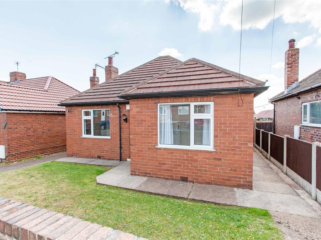 2 bed detached bungalow for sale in Eyre Street, Creswell, Worksop S80