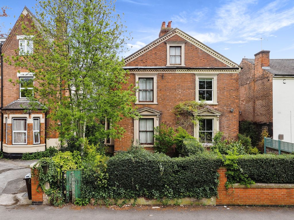 4 bed semidetached house for sale in Addison Street, Nottingham