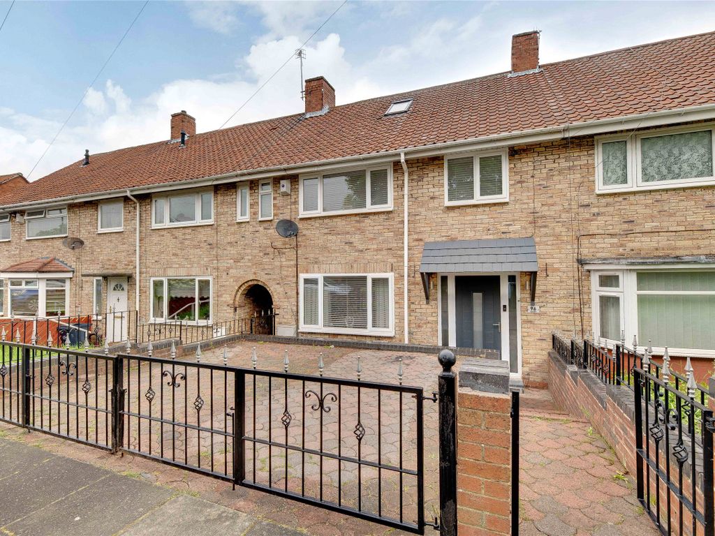 3 bed terraced house for sale in Cotswold Gardens, Lobley Hill NE11