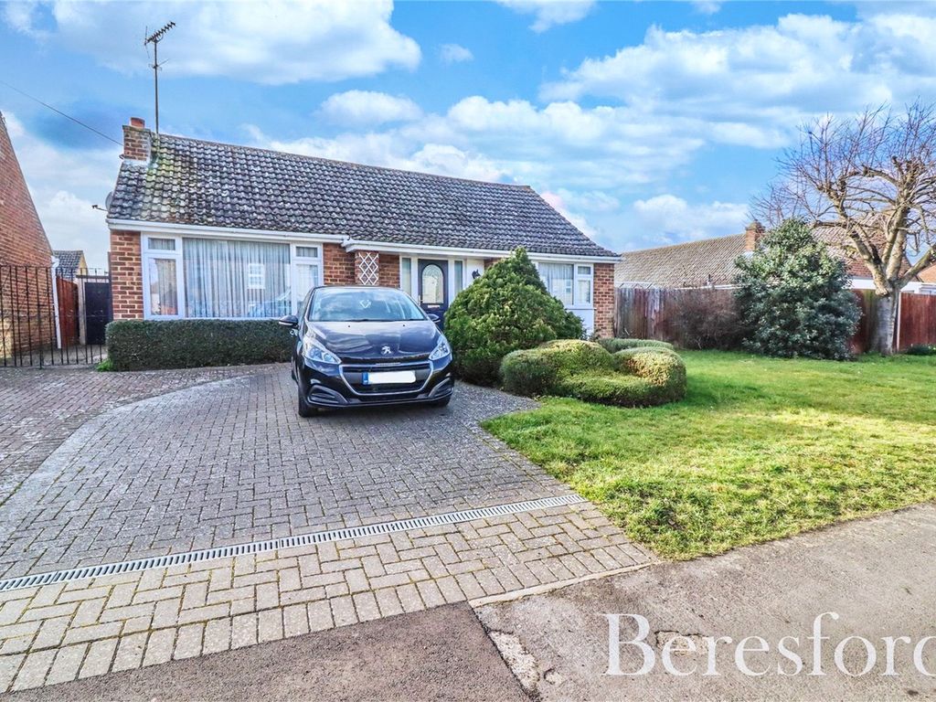 2 bed bungalow for sale in Notley Road, Braintree CM7 Zoopla