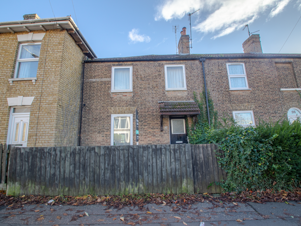 3 bed terraced house for sale in Oundle Road, Woodston PE2 Zoopla