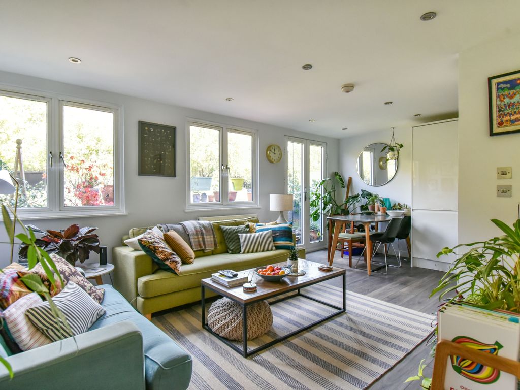 East Dulwich Road, Dulwich, London SE22  