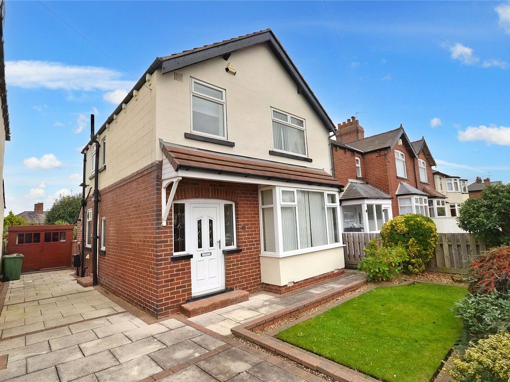3 bed detached house for sale in Old Lane, Leeds, West Yorkshire LS11