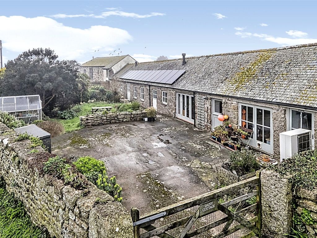 3 bed barn conversion for sale in St. Buryan, Penzance, Cornwall TR19