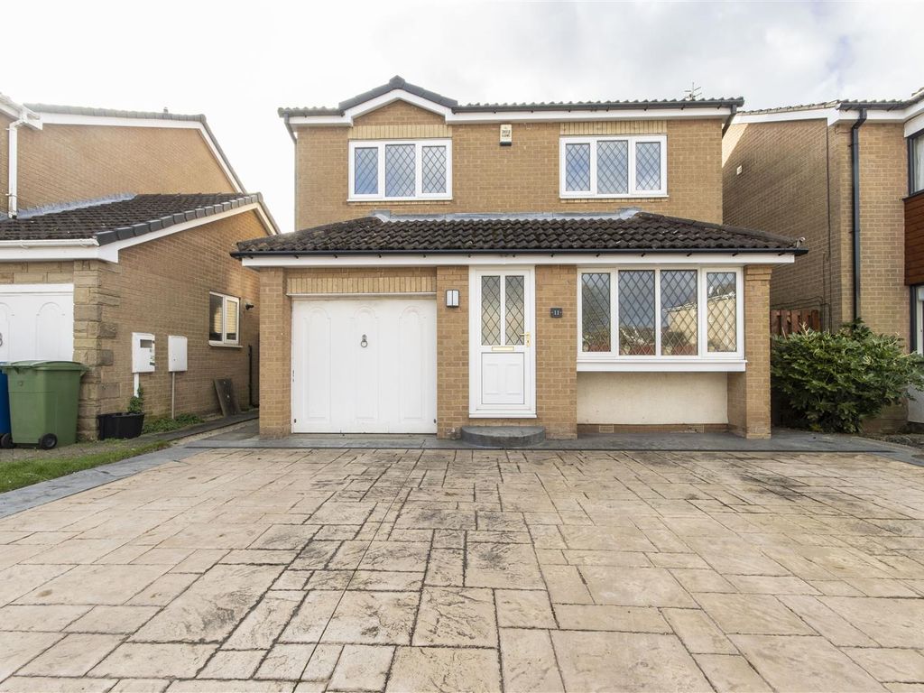 4 bed detached house for sale in Bank Wood Close, Upper Newbold, Chesterfield S41, £325,000 Zoopla