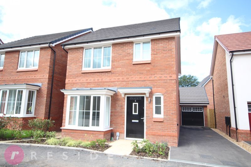 3 bed detached house to rent in Spindles Drive, Castleton, Rochdale