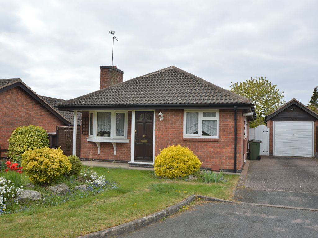 2 bed bungalow for sale in Wensleydale Road, Wigston, Leicestershire LE18 Zoopla
