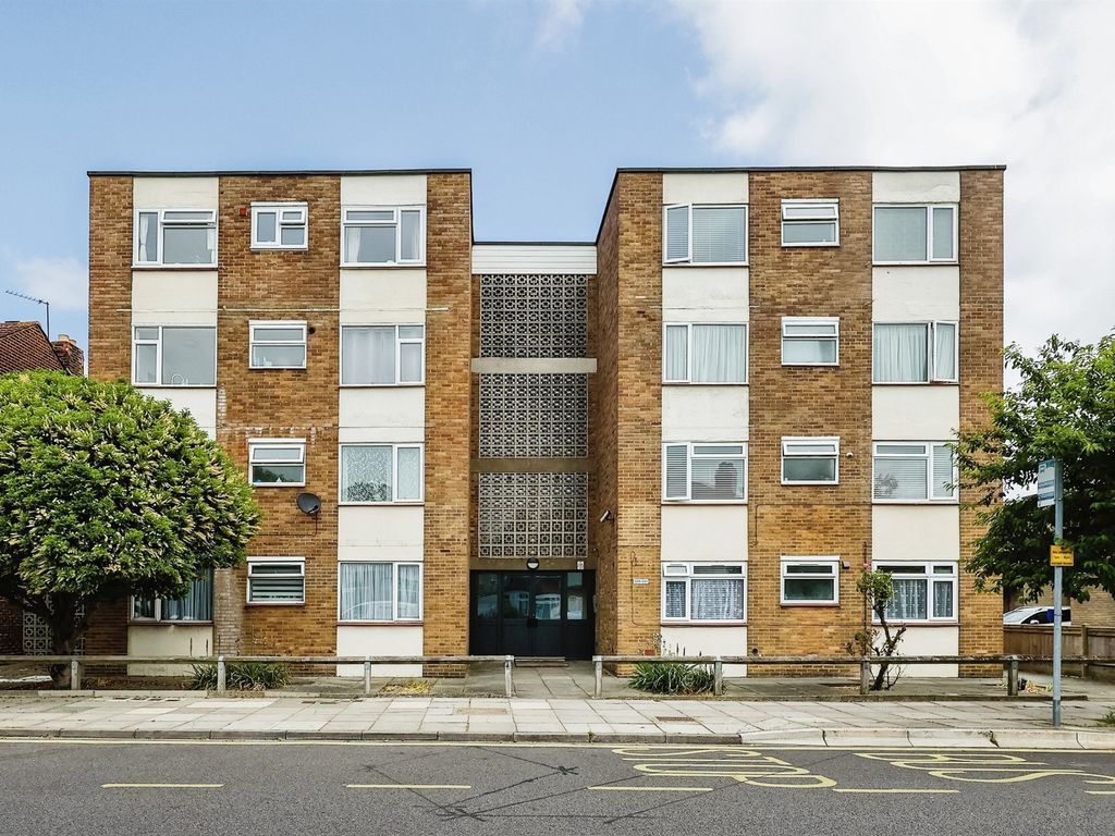 2 bed flat for sale in Devonshire Avenue, Southsea PO4 Zoopla