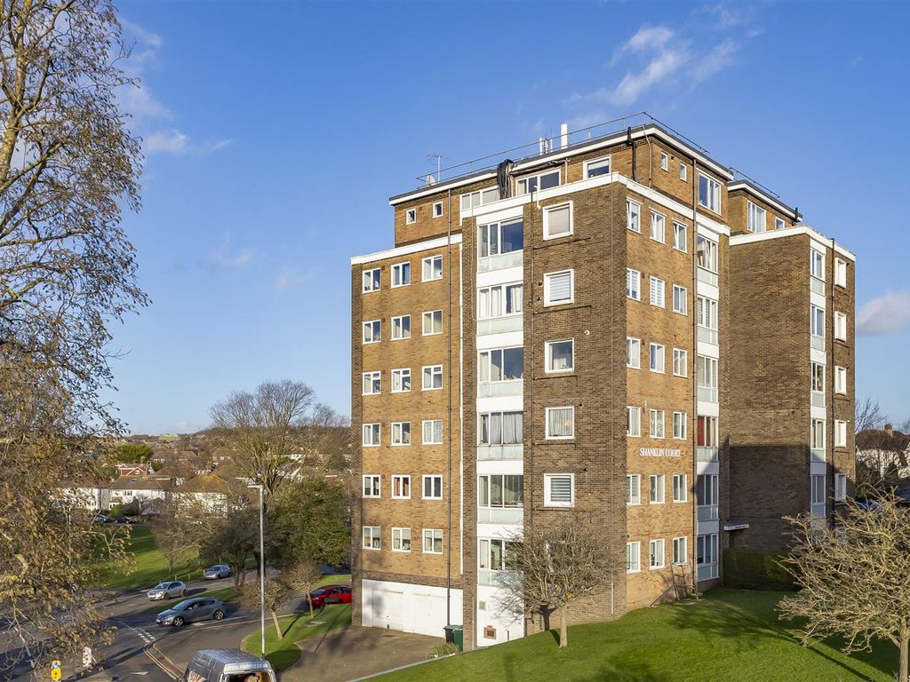 2 bed flat for sale in Hangleton Road, Hove BN3 Zoopla