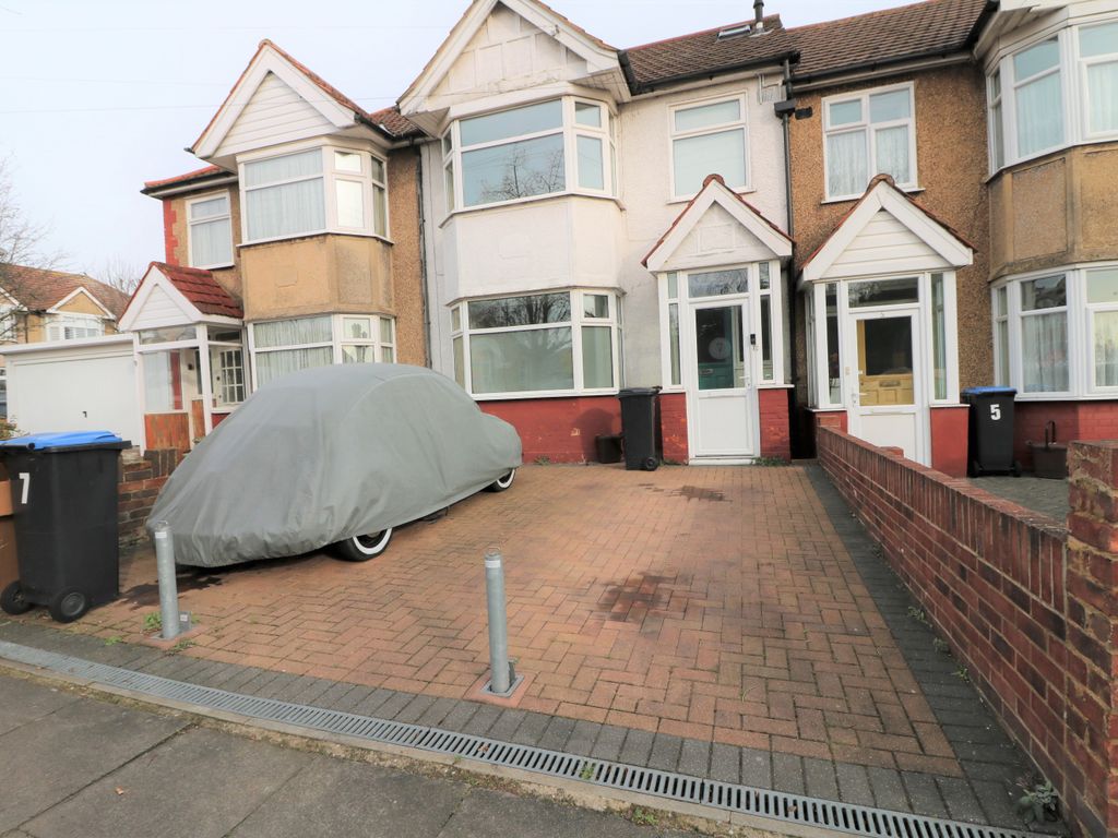 4 bed terraced house for sale in Brigadier Hill, Enfield EN2 Zoopla