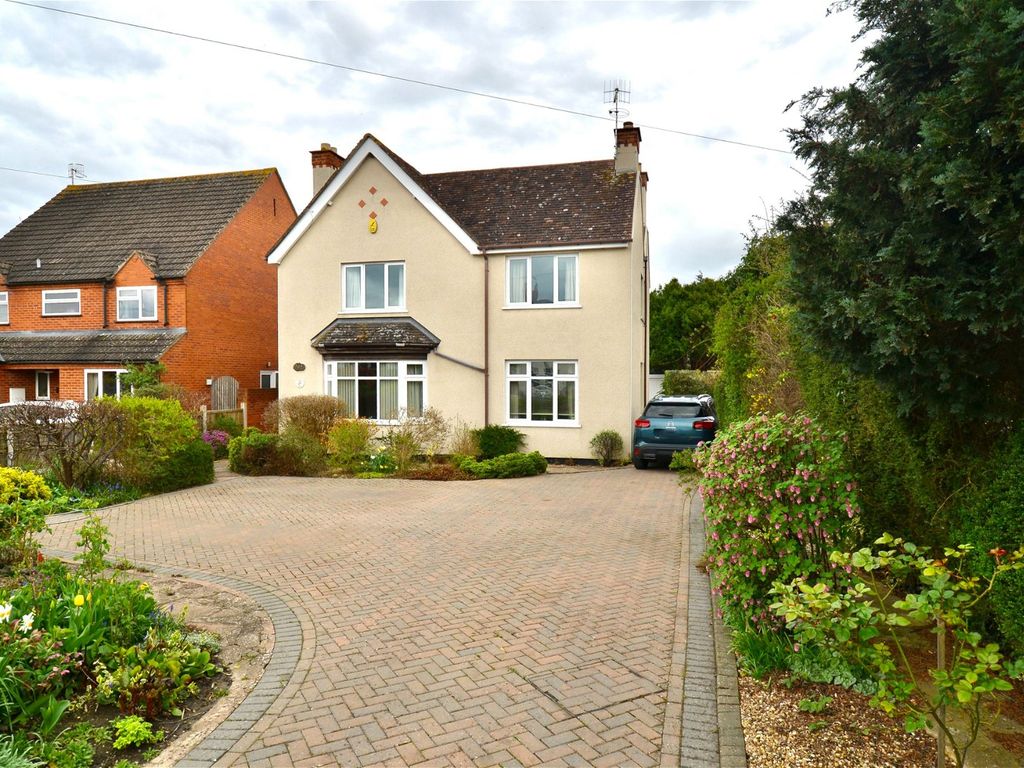 4 bed detached house for sale in Cheltenham Road, Evesham WR11, £575,000 Zoopla